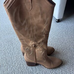 Chinese Laundry Tan Western Heeled Boots
